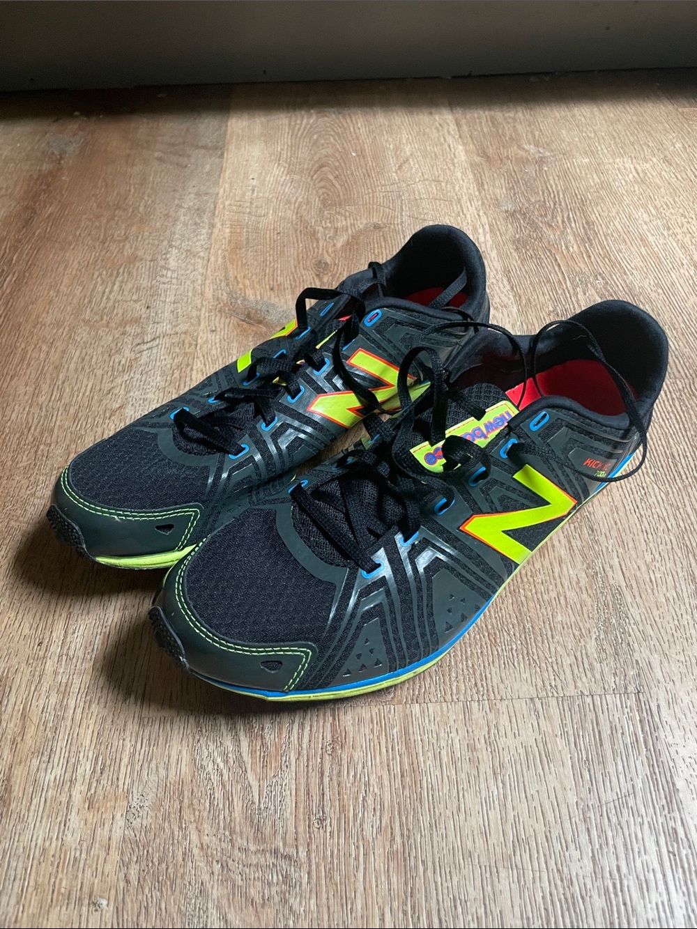New Balance Men's Black with Neon Yellow & Blue Accent Running Sneakers
